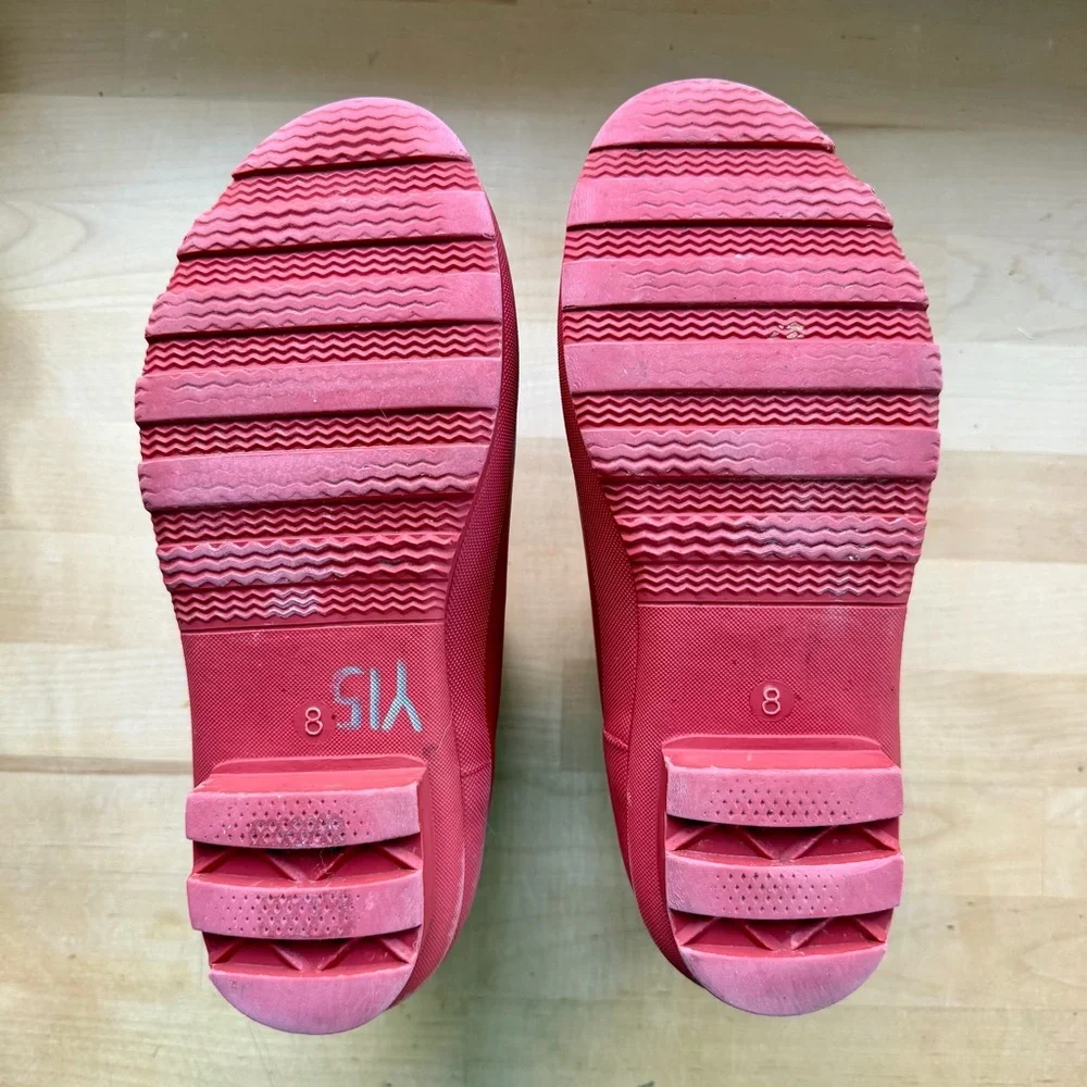 Chooka Size 8 Red Waterproof Short Chelsea Rain Boots Matte Festival